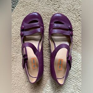 Miz Mooz Devi Purple Size 8 Mary Jane Flats leather